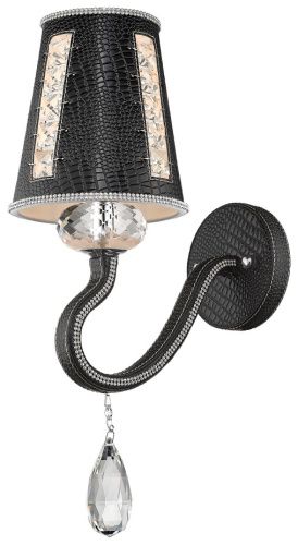 Светильник настенный Wertmark Adelinda WE391.01.021