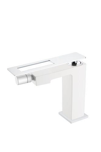 Смеситель Boheme Q 146-WCR на биде белый глянцевый
