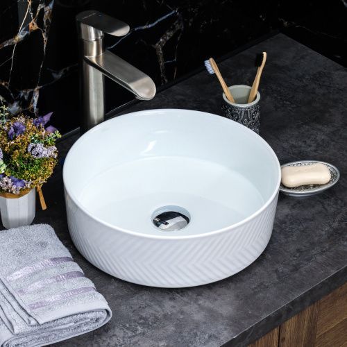 Раковина из сантехнического фарфора Melana 320339-805 36х36 накладная цвет белый без отверстий под смеситель