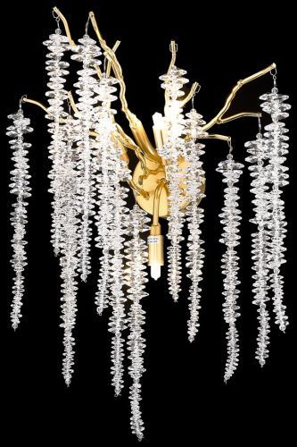 Светильник настенный Wertmark Daciana WE185.03.301