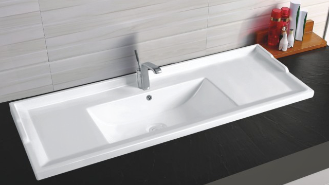 Раковина из сантехнического фаянса CeramaLux 840-120 120х50 встраиваемая цвет белый 1 отверстие под смеситель