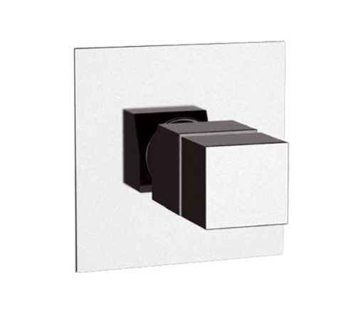 Смеситель для душа Remer Q-Elegance QT30 настенный хром с термостатом