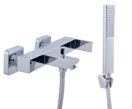 Смеситель для ванны и душа LOIRA LR554.5/1 настенный хром