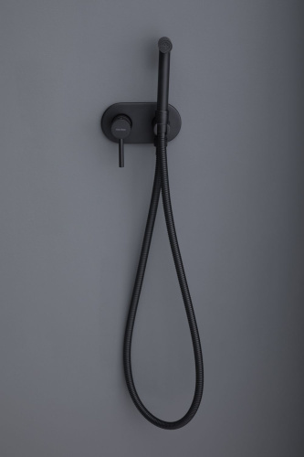 Гигиенический душ со смесителем Allen Brau Priority 5.31005-31 встраиваемый в стену черный - фото 5