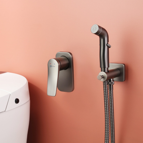 Гигиенический душ со смесителем LeMark Bronx LM3719GM графит - фото 2