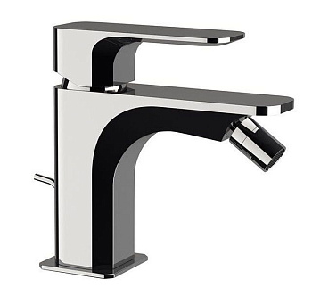 Смеситель Daniel Tiara TA604-15 на биде черный матовый