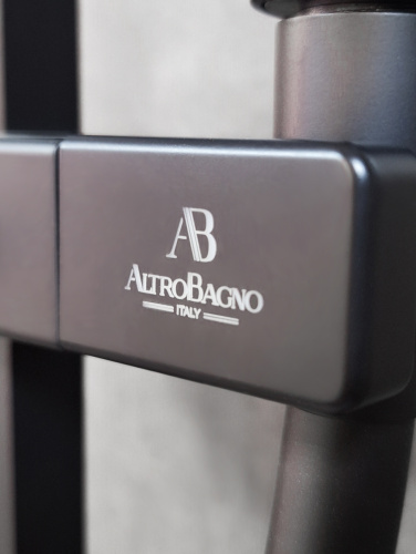 Душевой гарнитур AltroBagno Beni aggiuntivi AltroBagnoSS030301NeOp настенный черный матовый - фото 4