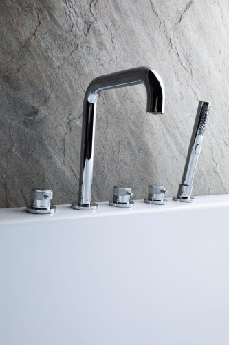 Смеситель Allen Brau Priority 5.31007-00 на борт ванны хром - фото 5