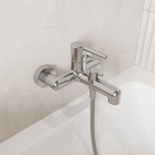 Смеситель для ванны и душа IDDIS Aiger AIGBC00i02WA настенный хром матовый - фото 3