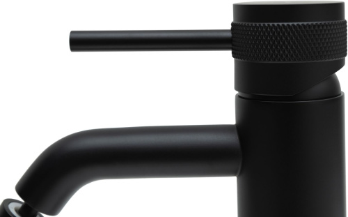 Смеситель Allen Brau Priority 5.31A04-31 на биде черный - фото 2