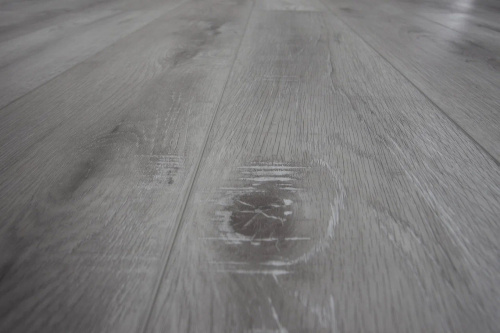 SPC ламинат Damy Floor FAMILY TCM369-28 Дуб Рустикальный Cерый толщина 0.4 см 43 класс 1220х180 - фото 5