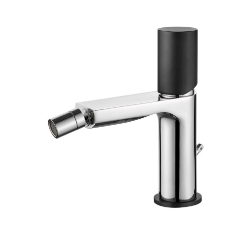 Смеситель AQG Tube 01TUB200NC на биде хром/черный матовый