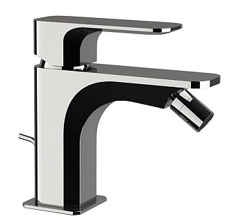 Смеситель Daniel Tiara TA604-DO на биде золото