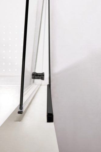 Душевая дверь Cezares ECO ECO-O-B-1-80-C-NERO 80х190 стекло прозрачное профиль черный - фото 4