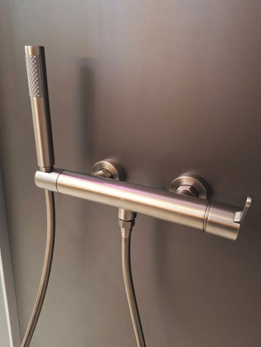 Смеситель для душа AltroBagno Unione AltroBagnoUnione030604GM настенный оружейная сталь - фото 2