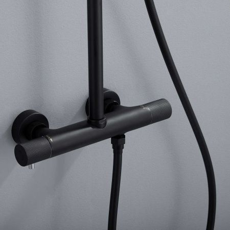 Душевая стойка Vincea Desire VSFS-1D0TMB настенная цвет черный с термостатом