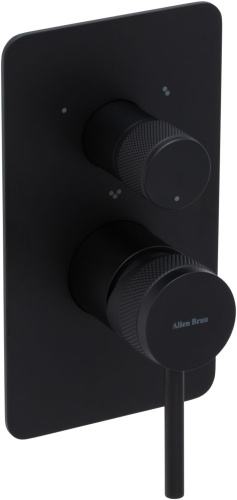 Смеситель для ванны с душем Allen Brau Priority 5.31A11-31 встраиваемый в стену черный - фото 4