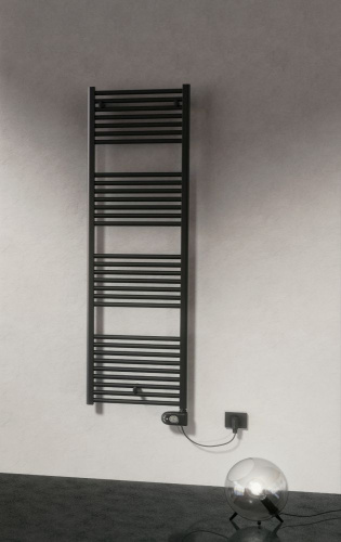 Полотенцесушитель Cordivari Lisa22 Electric 3581646100156 50х139 электрический черный матовый