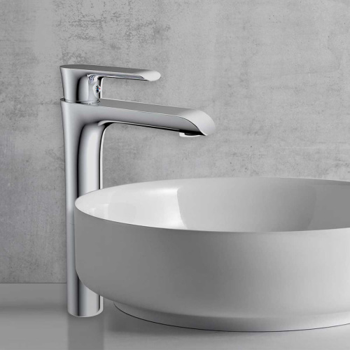 Смеситель Vincea Esse VBF-1E2CH на столешницу хром