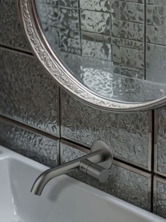 Смеситель для раковины AltroBagno Bilancia AltroBagnoBilancia010803GM встраиваемый в стену оружейная сталь