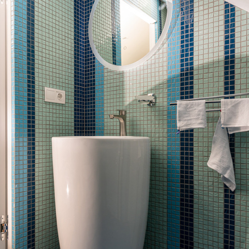 Раковина из сантехнического фарфора Melana B133-805 50х50 напольная цвет белый 1 отверстие под смеситель - фото 5