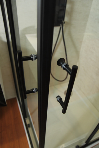 Душевой уголок Cezares ECO ECO-O-A-2-90-C-NERO 90х90 стекло прозрачное профиль черный без поддона - фото 2