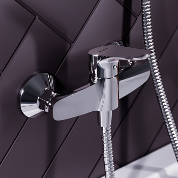 Смеситель для ванны и душа Damixa Jupiter 772000001 настенный хром