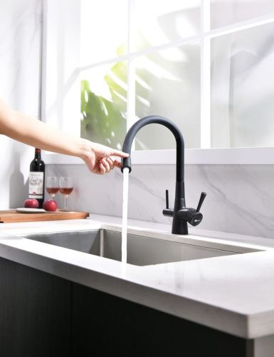 Смеситель для кухни LeMark Comfort LM3075BL на мойку черный - фото 2