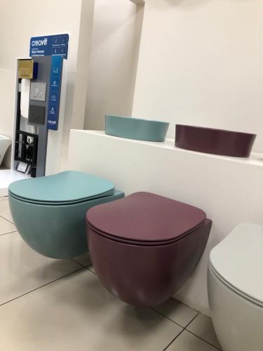 Чаша унитаза подвесная Creavit Free FE322-00BR00E-0000 цвет бордовый без сиденья смыв торнадо - фото 4