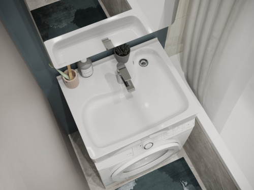 Раковина из сантехнического фарфора Santek Клио 1WH501770 52х60 над стиральной машиной цвет белый 1 отверстие под смеситель - фото 4