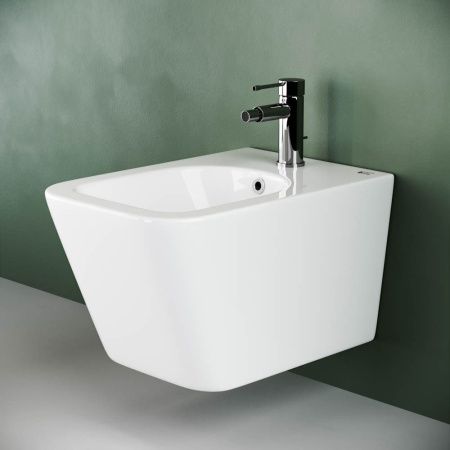 Биде подвесное Ceramica Nova METRIC CN3008 цвет белый