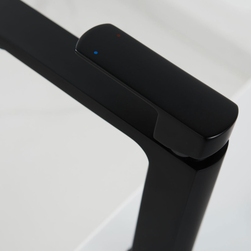 Смеситель Vincea Next VBF-1N1MB на раковину черный - фото 3