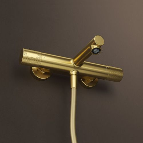 Смеситель для ванны и душа IDDIS Duna DUNMG02i74WA настенный золото матовое - фото 3